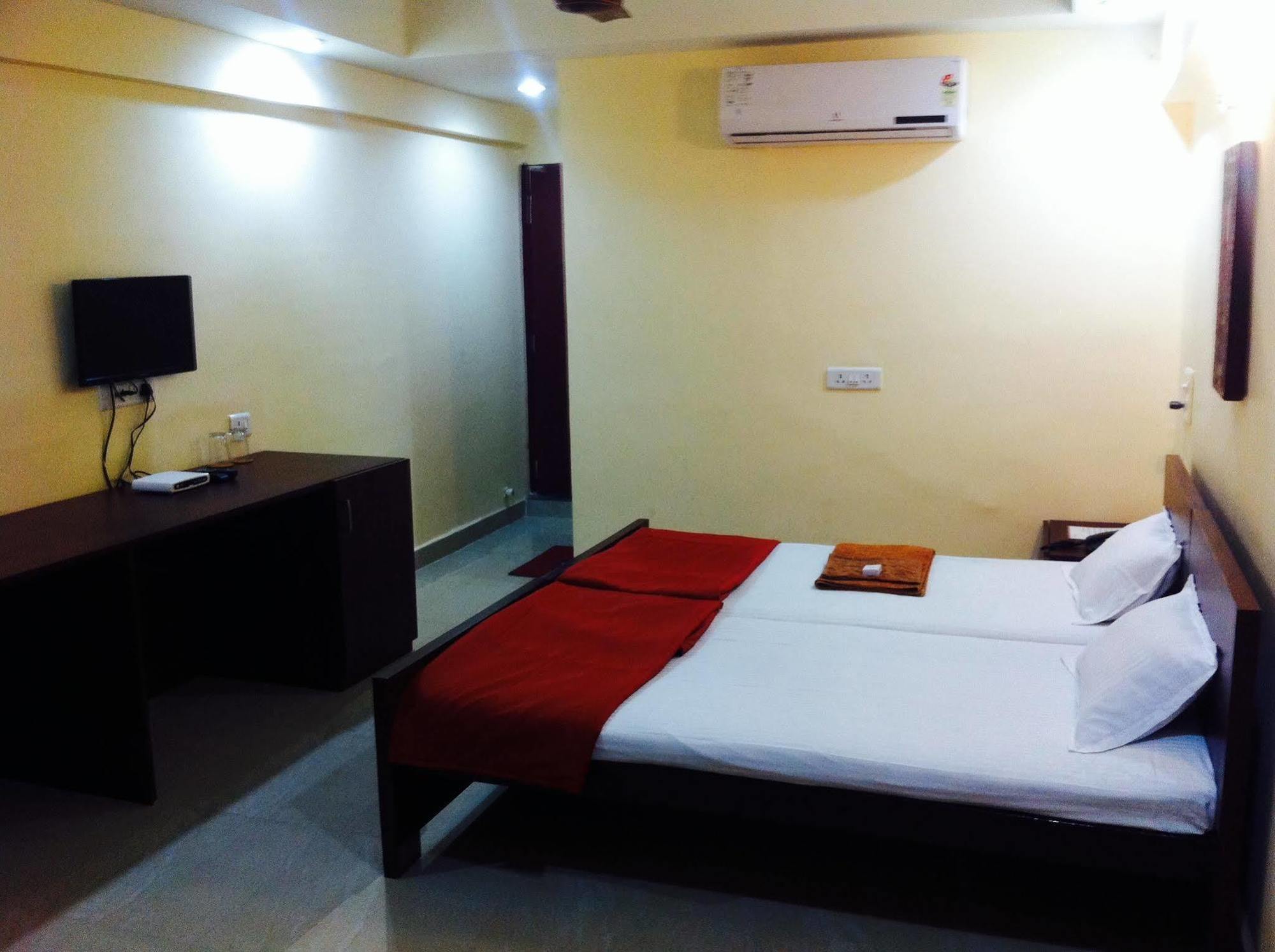 Hotel Aditya