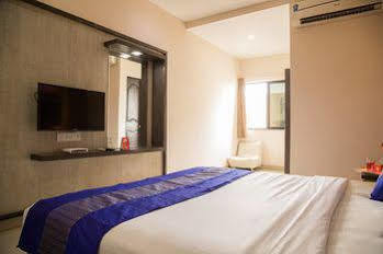 Collection O Orient Star Hotel