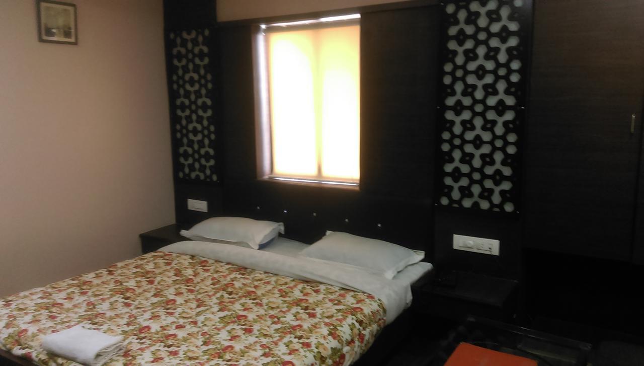 Hotel Shivani International *