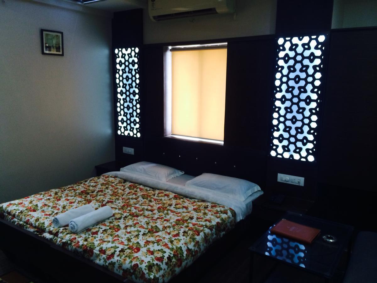 Shivani International Hotel *