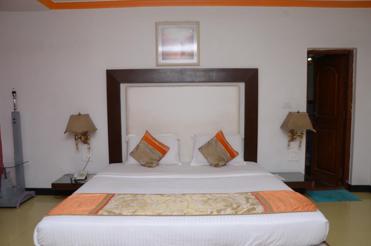 Rahul Deluxe Nagpur