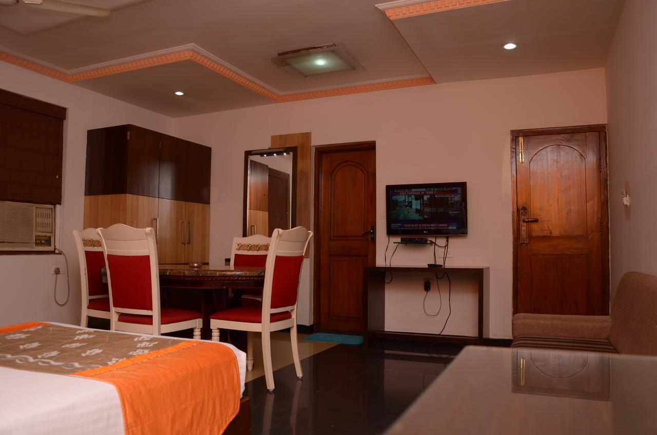 Rahul Deluxe Nagpur