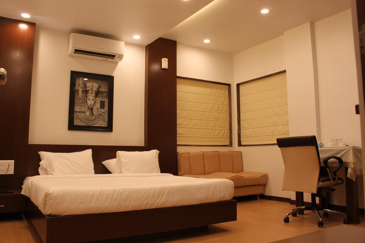 Jk 103 Loharkar's -ramdaspeth Hotel 2*