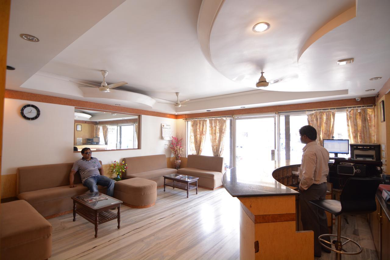 Hotel Pritam - Avenue