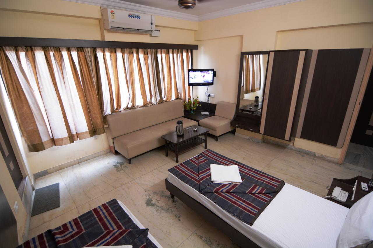 Pritam - Avenue Hotel 2*