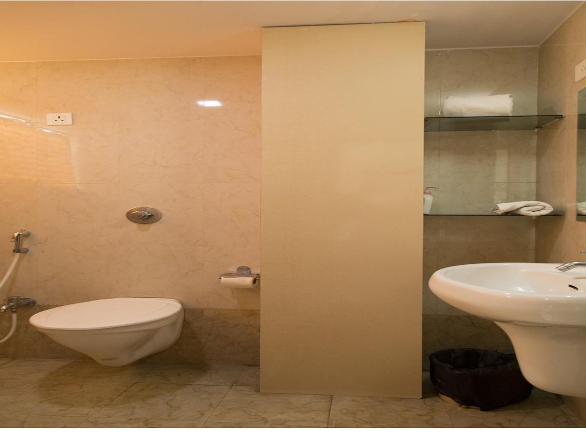 Oyo 2493 K P Hotel Nagpur