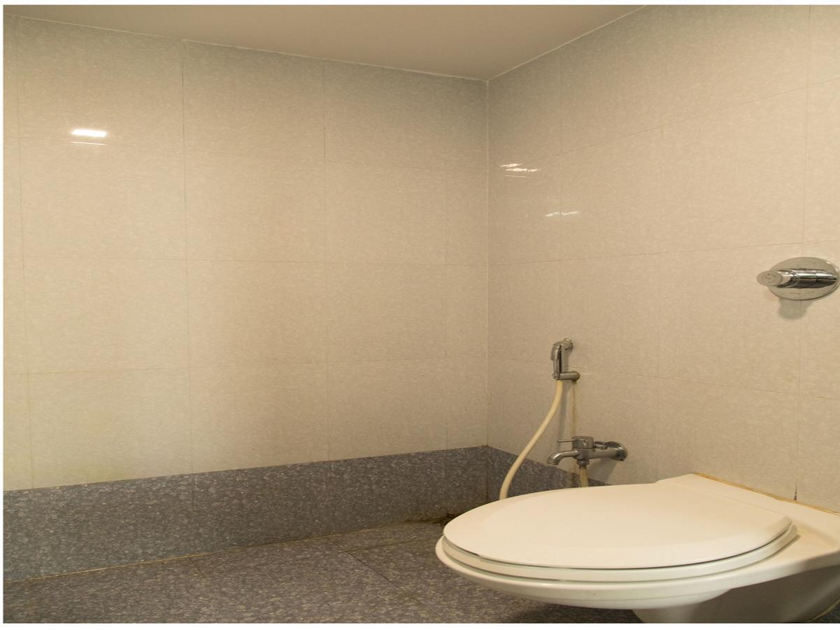 Oyo 2493 K P Hotel