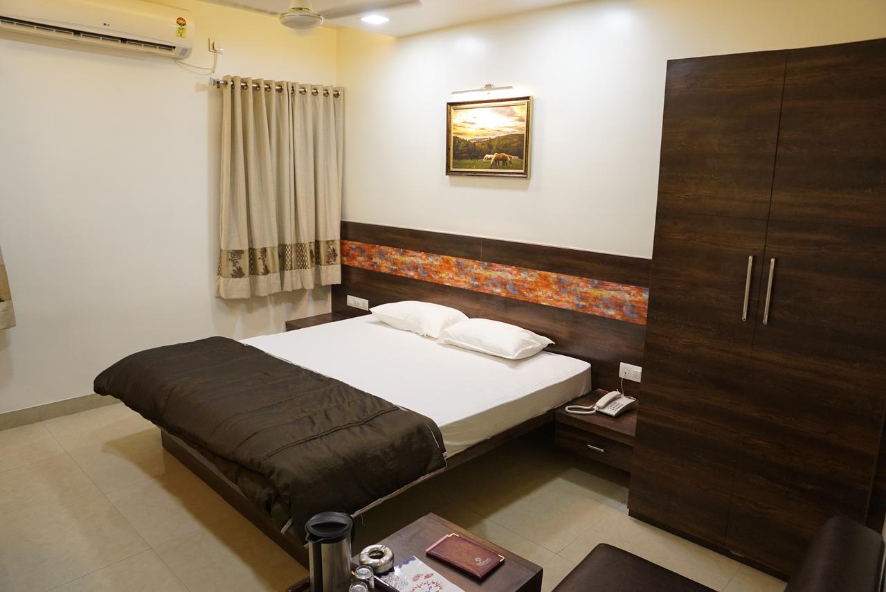 Rajdhani Hotel 3*