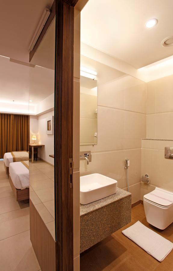 Dwarkamai Hotel Nagpur