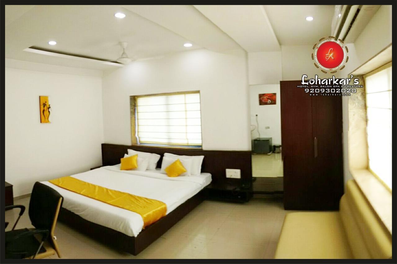Hotel Fabhotel Loharkar 54