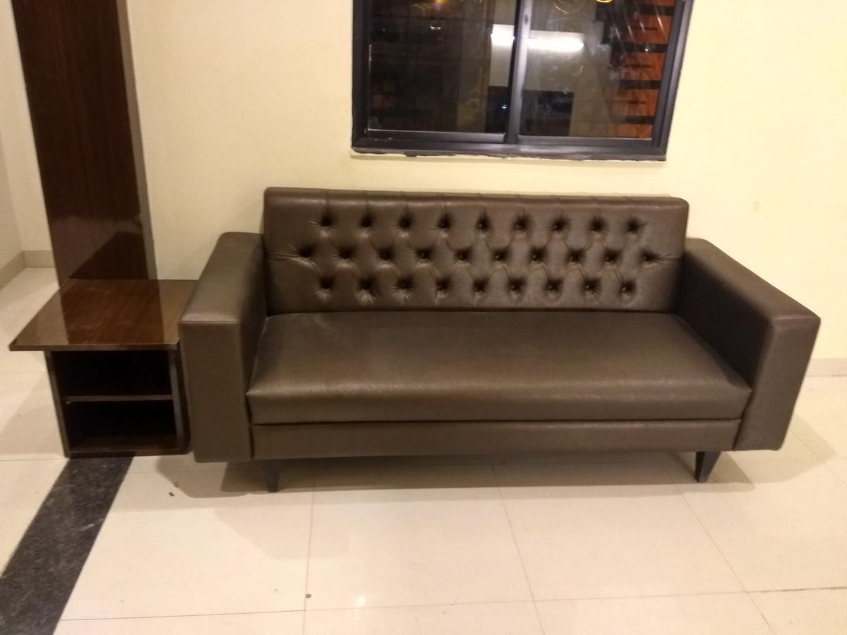 Jk 126 Parashar Legacy - Opp Railway Station 2* Nagpur