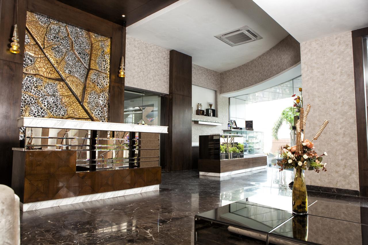Hotel Gangakashi 3*