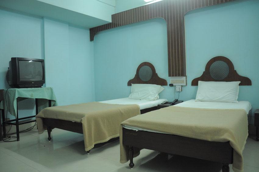Hotel Bluemoon