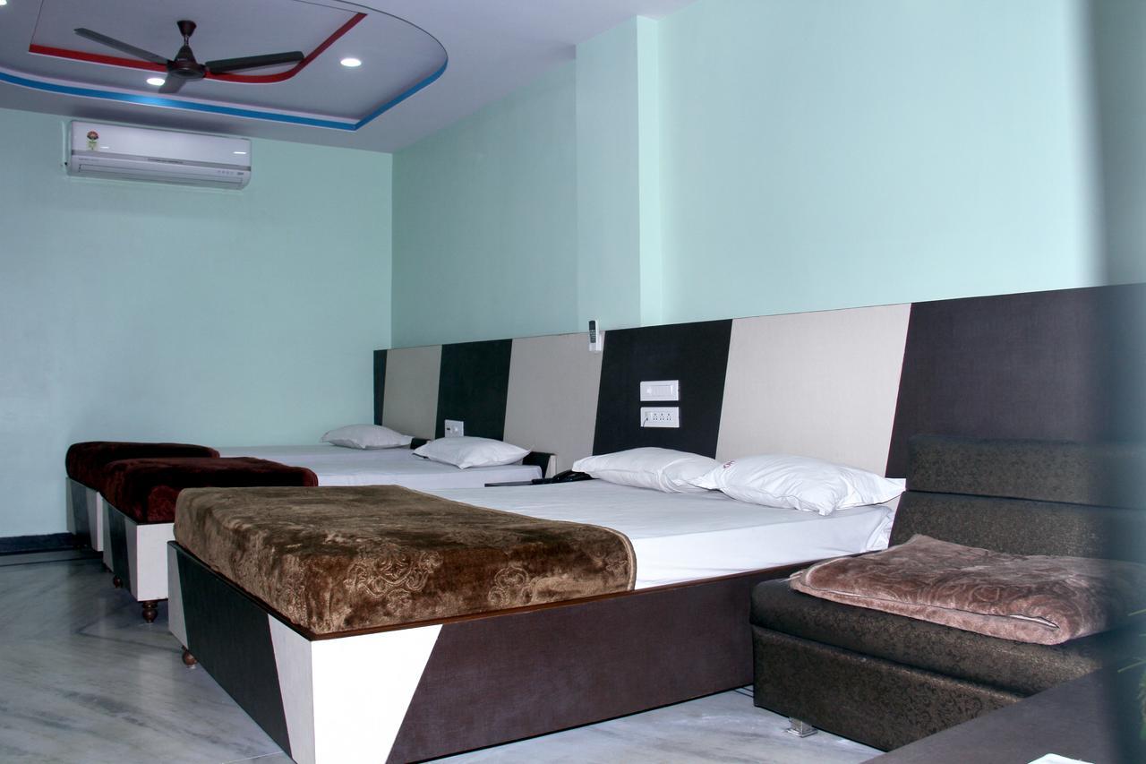 Gujrat Inn