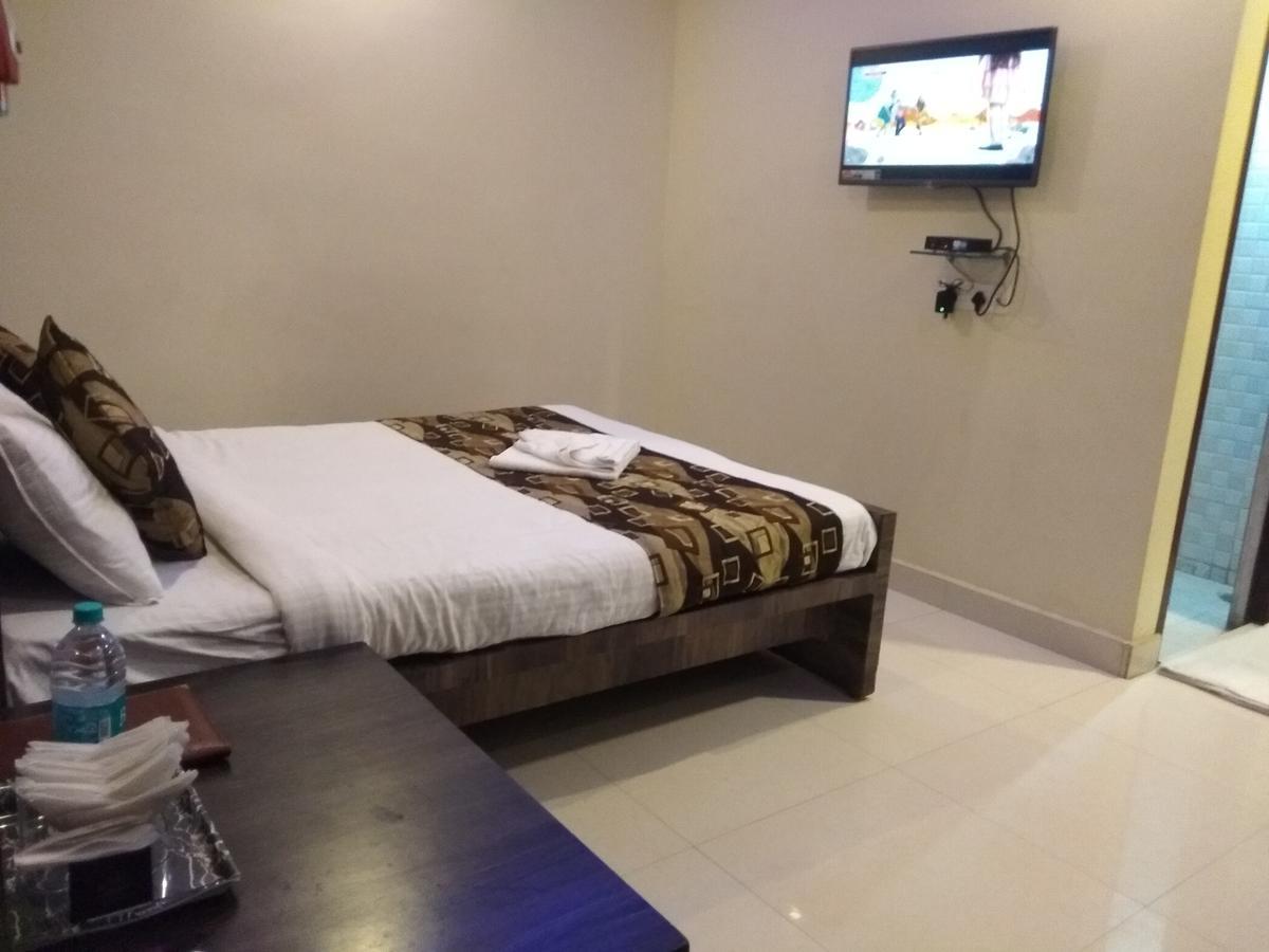 Hotel Jk 128 Rr 2*