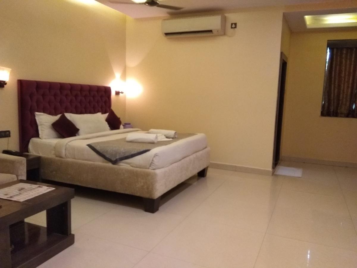 Jk 127 Parashar -opp. Railway Station Nagpur