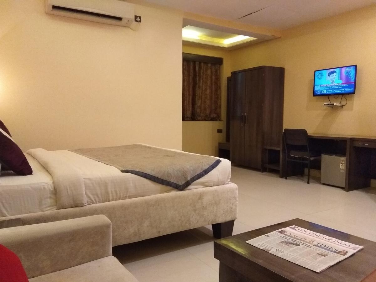 Hotel Jk 127 Parashar -opp. Railway Station Nagpur