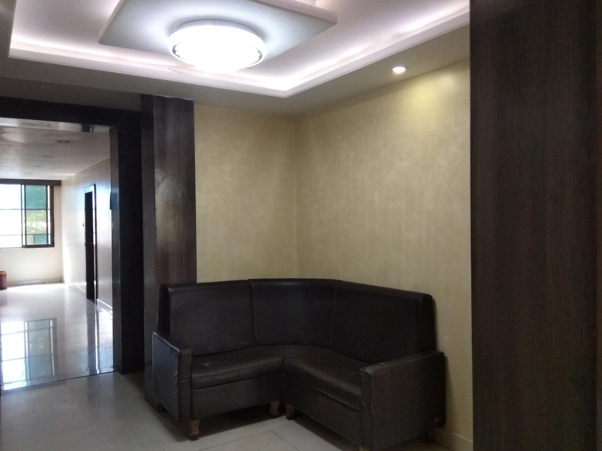 Hotel Jk 127 Parashar -opp. Railway Station 2*
