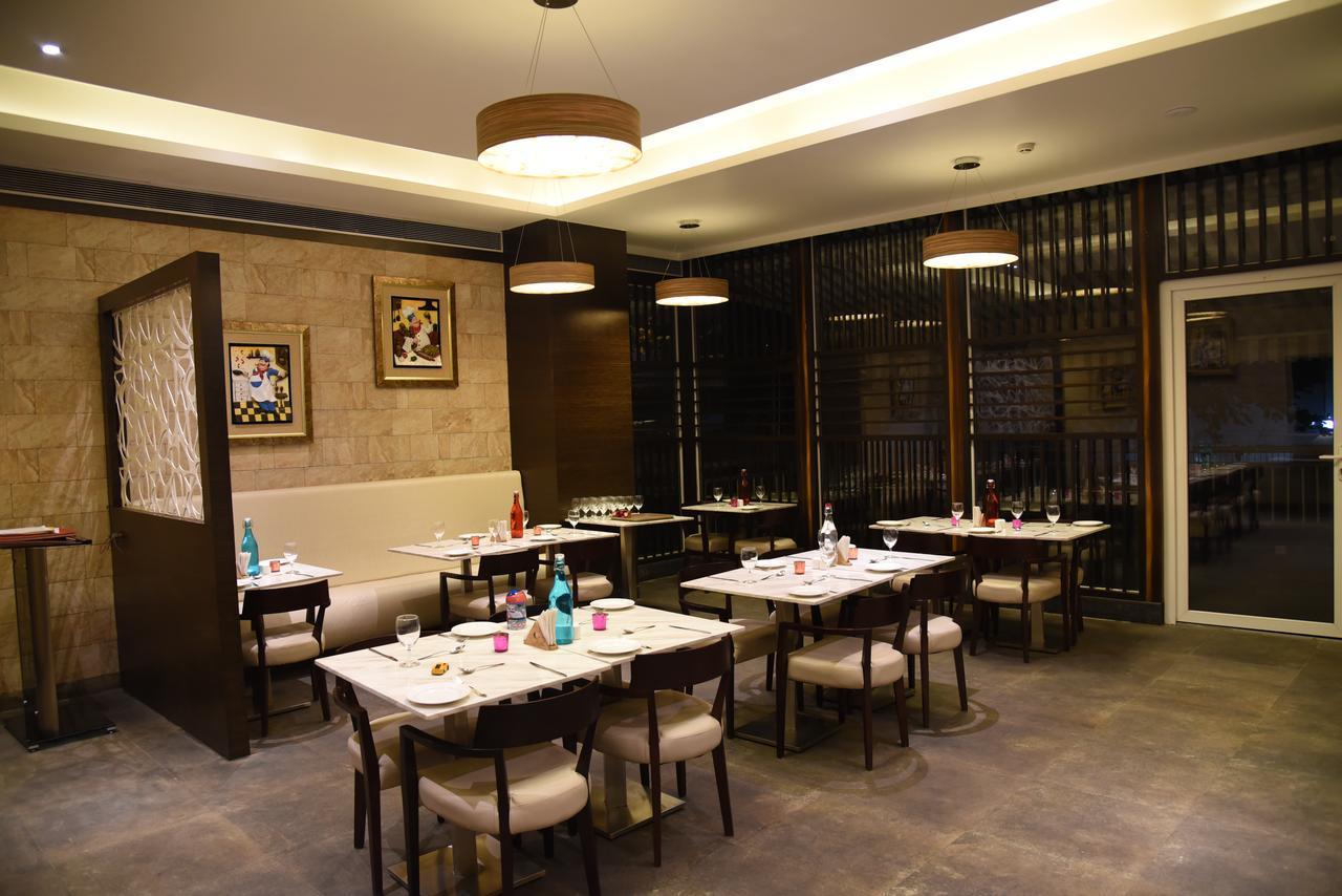 Hotel Urban Hermitage Nagpur