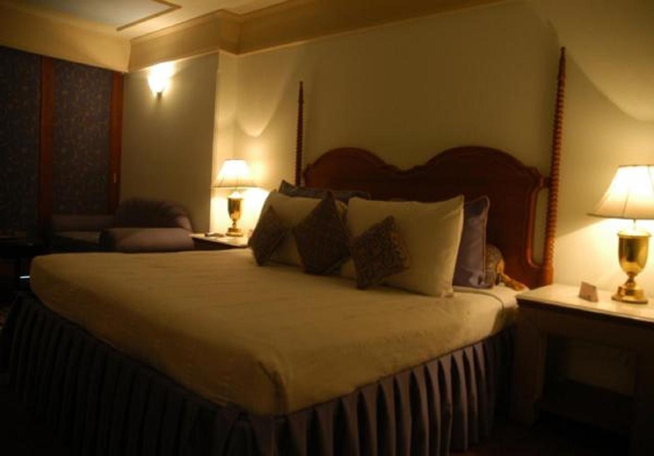 Tuli Interational Hotel 3*