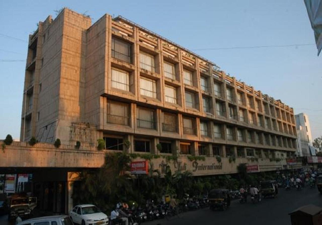 Tuli Interational Hotel 3*