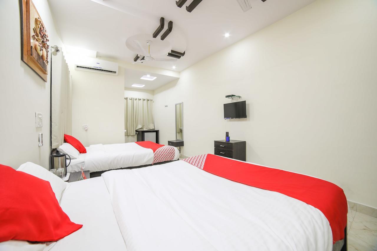 Oyo 15605 Ruchira Hotel Nagpur