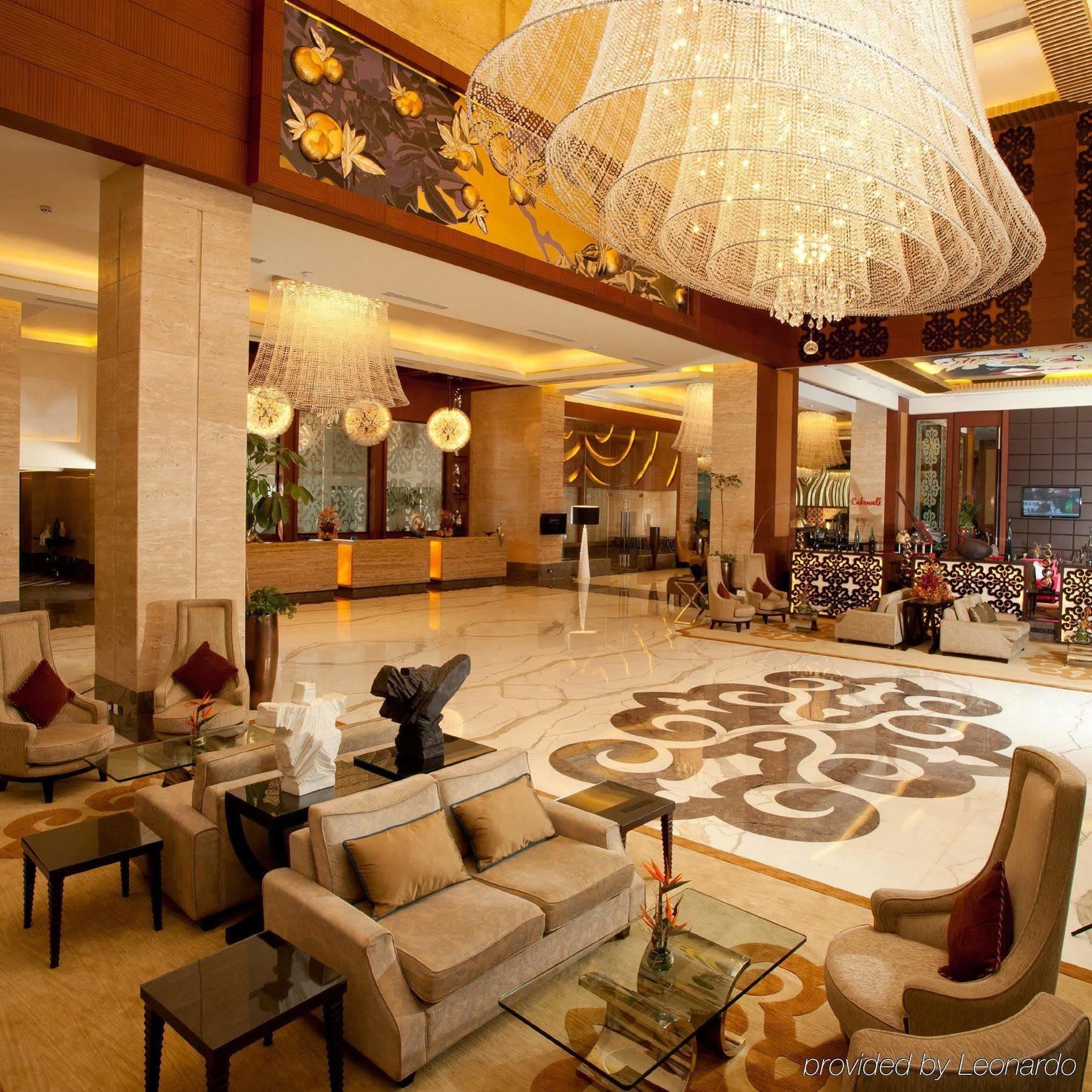 Hotel Radisson Blu Hotel, 5*