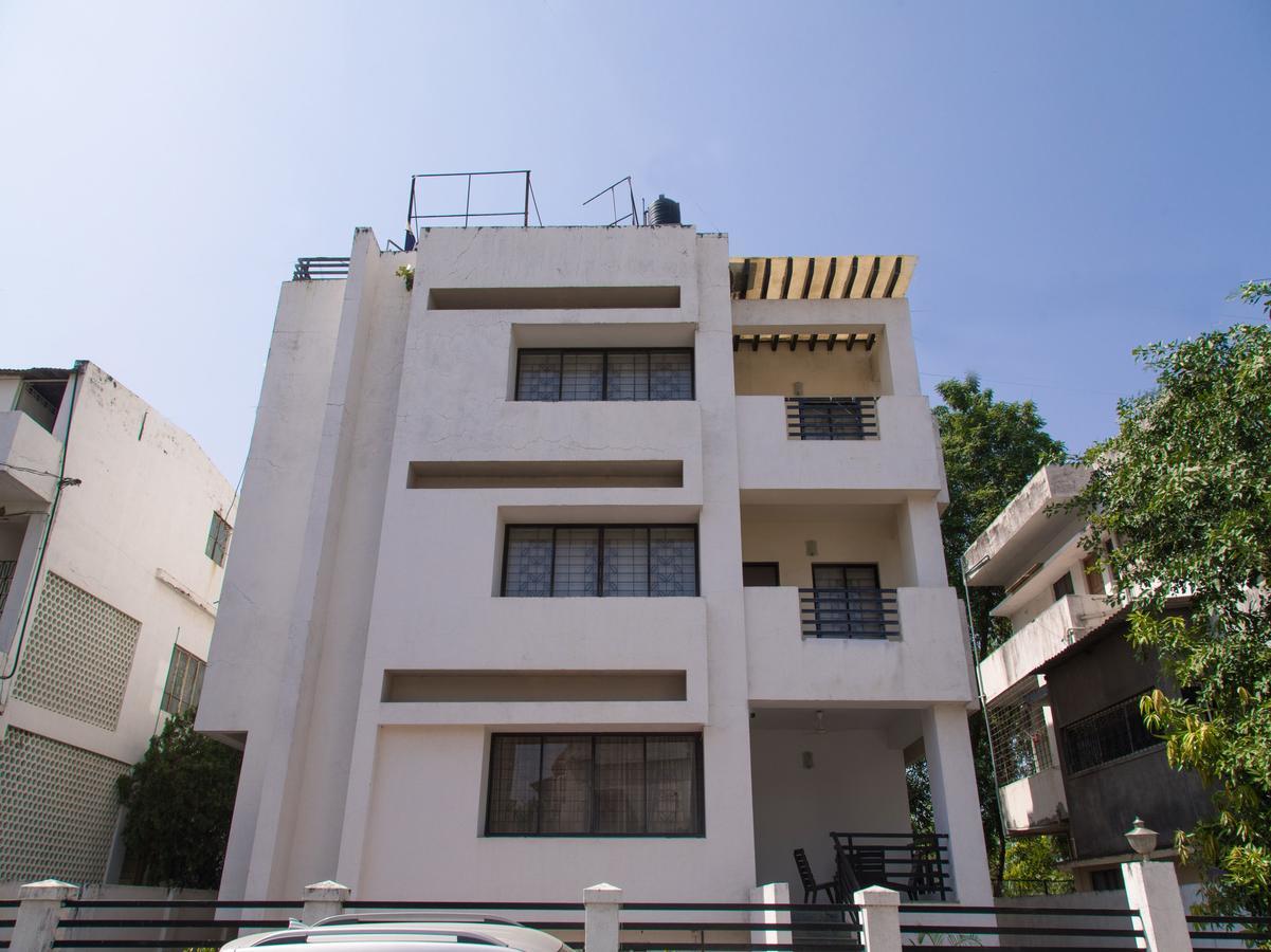 Aparthotel Streeshahi Service 2*