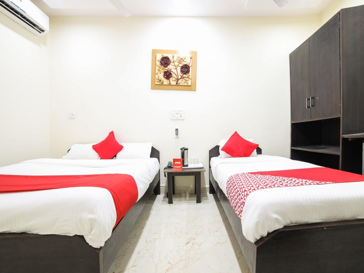 Oyo 15605 Ruchira Hotel