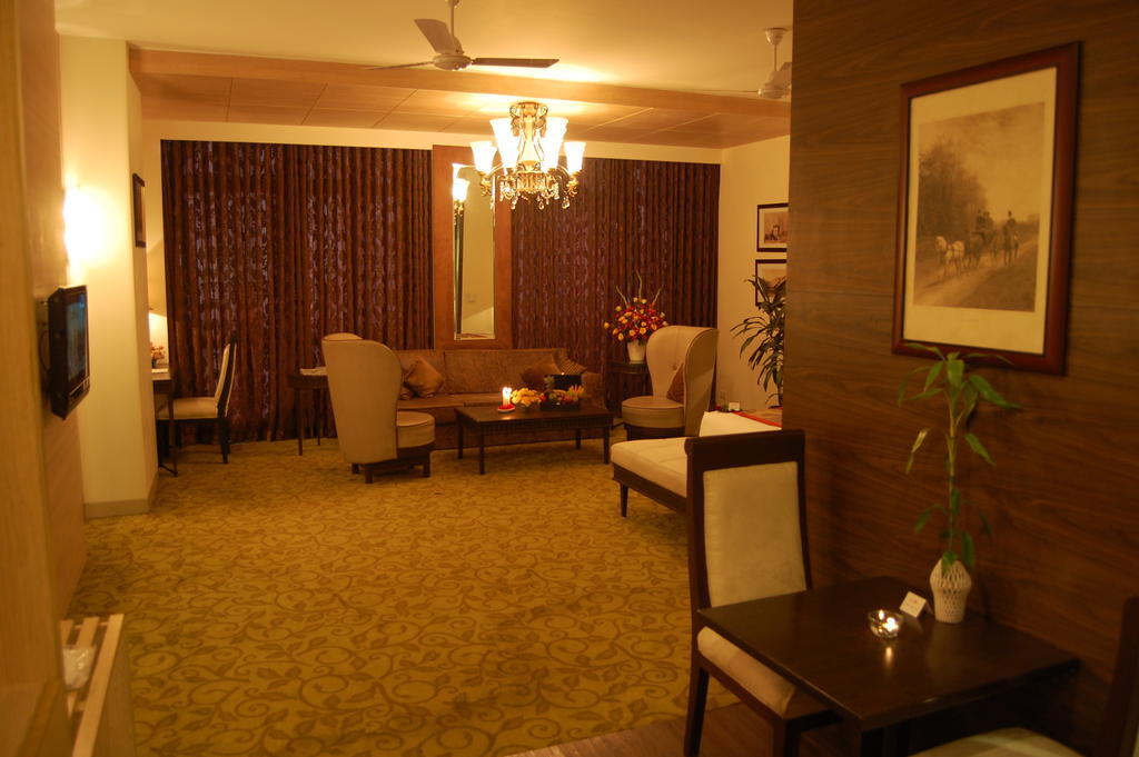 Hotel Centre Point