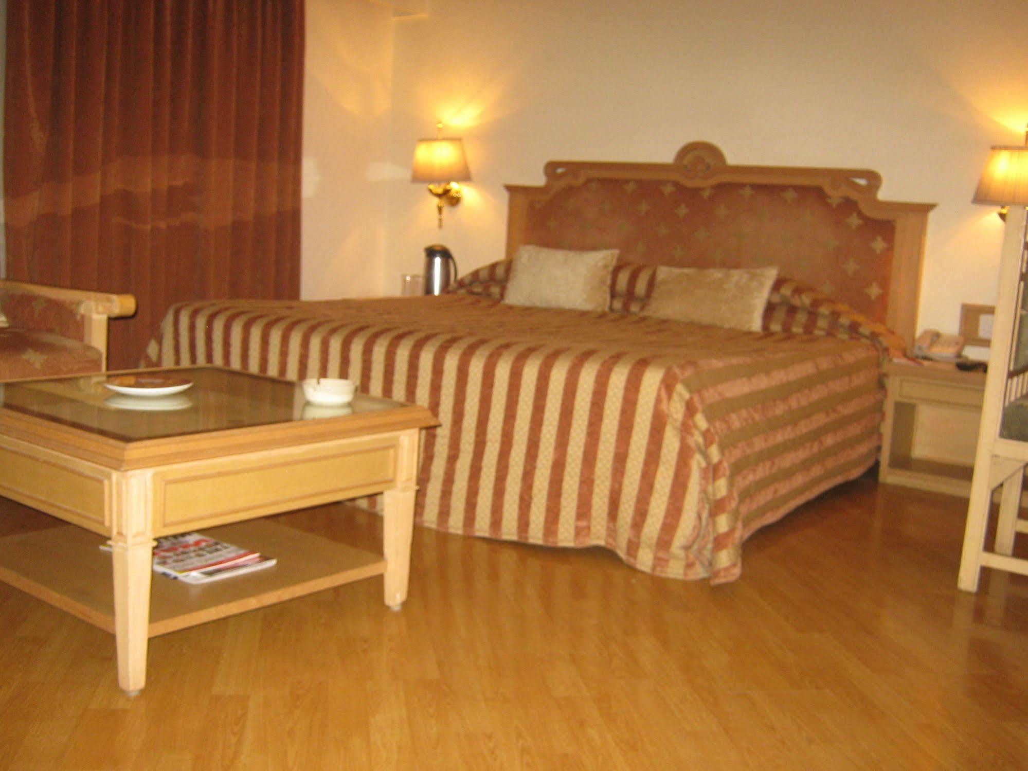 The Pride Hotel, Hotel Nagpur
