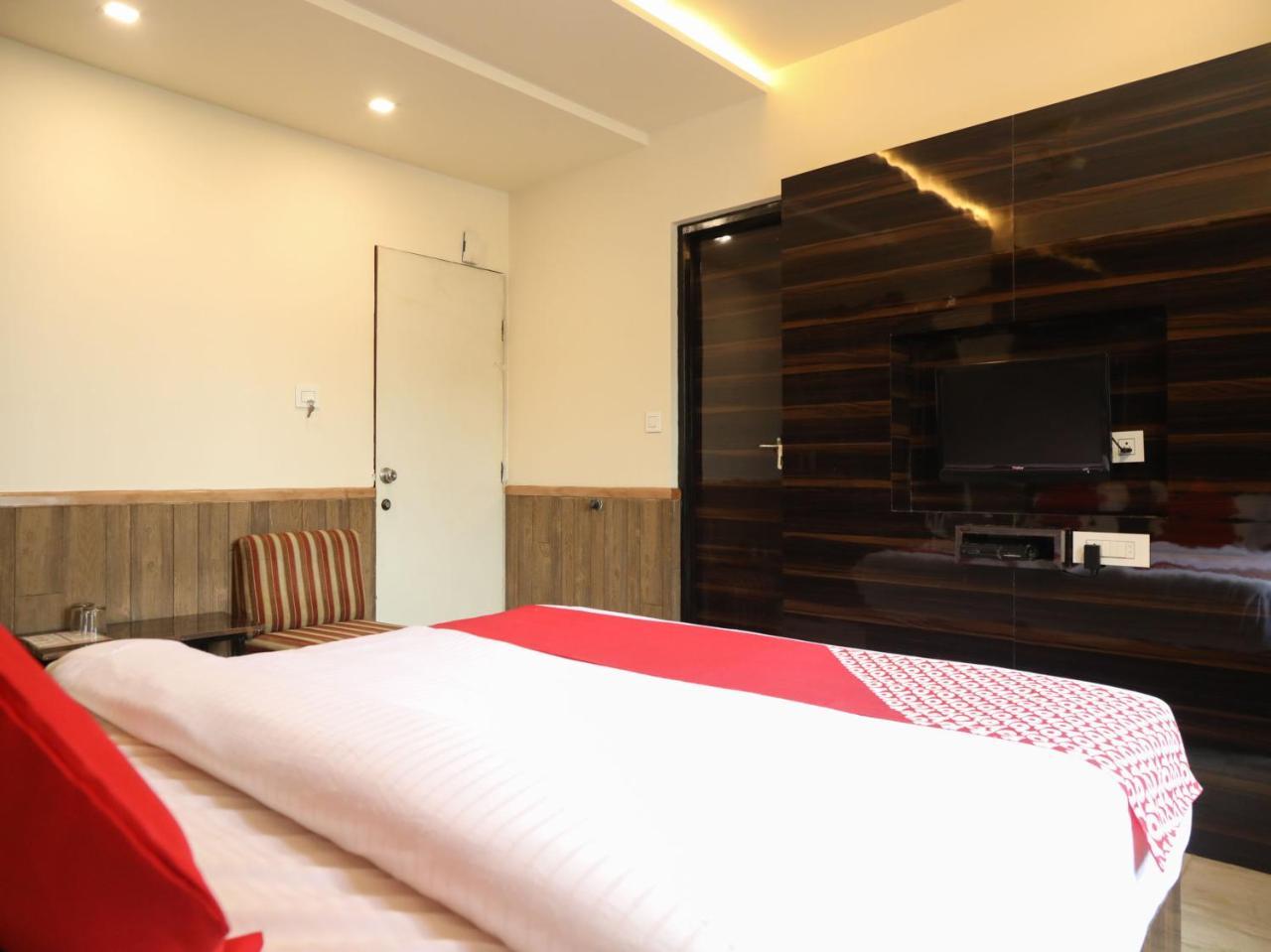 Oyo 15542 Shivala Hotel Nagpur