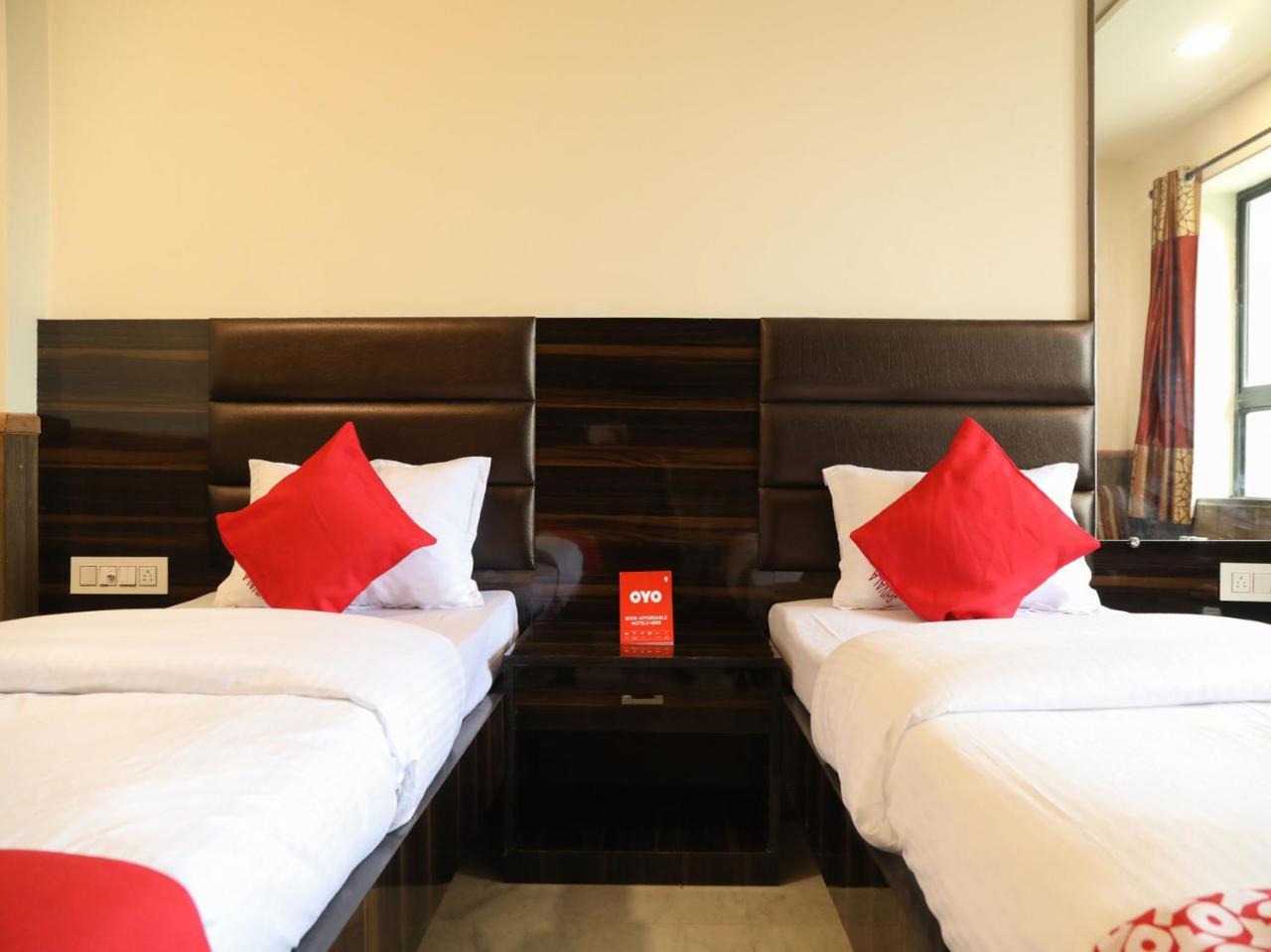 Oyo 15542 Shivala Hotel 3*