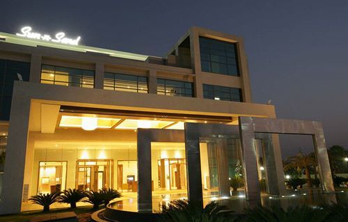 Le Meridien Hotel