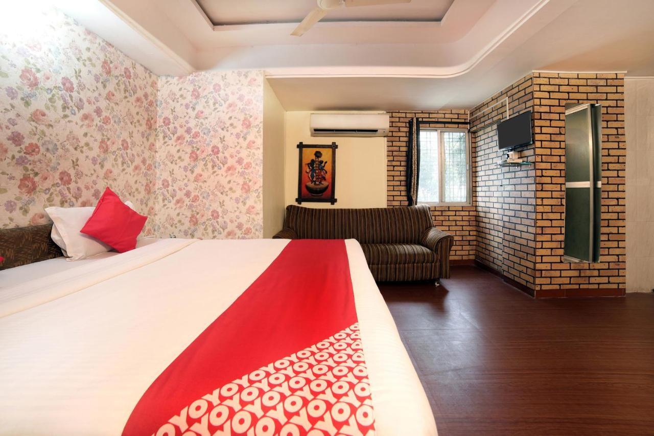 Hotel Oyo 15211 Midas