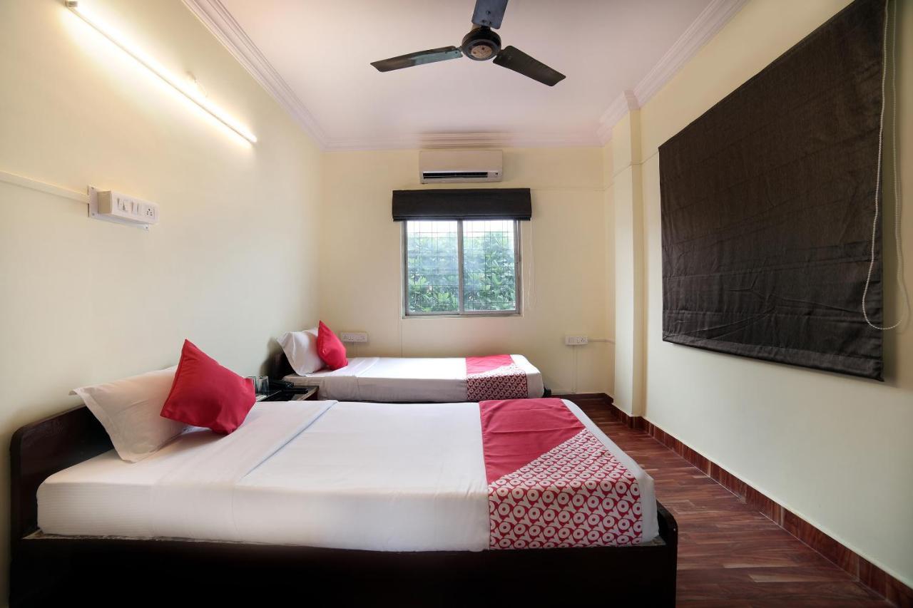 Oyo 15211 Midas Hotel Nagpur
