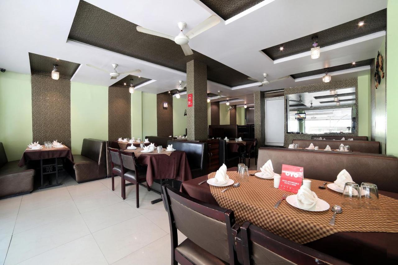 Oyo 15211 Midas 3* Nagpur