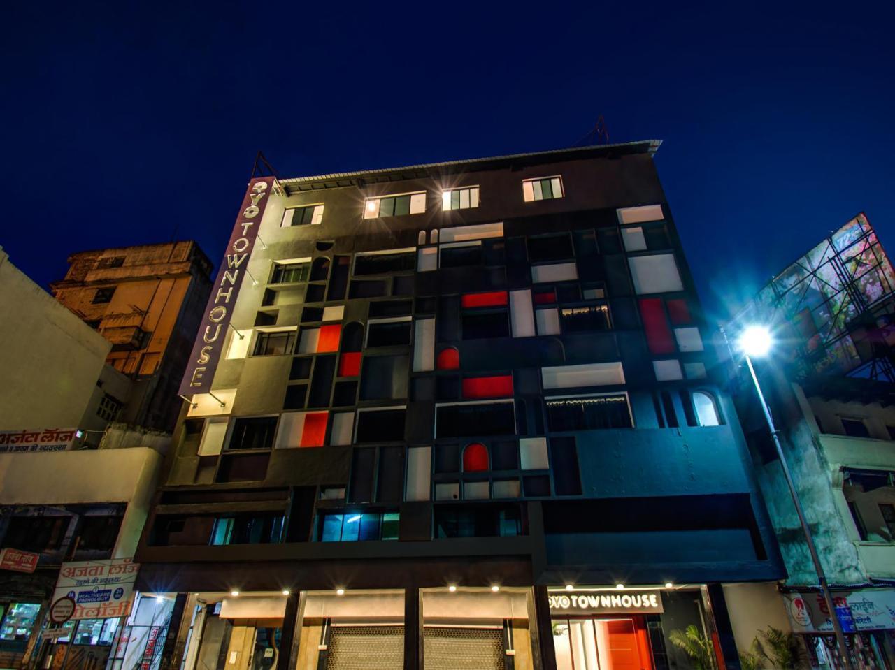 Oyo Townhouse 66 Station Ca Road Hotel 3*