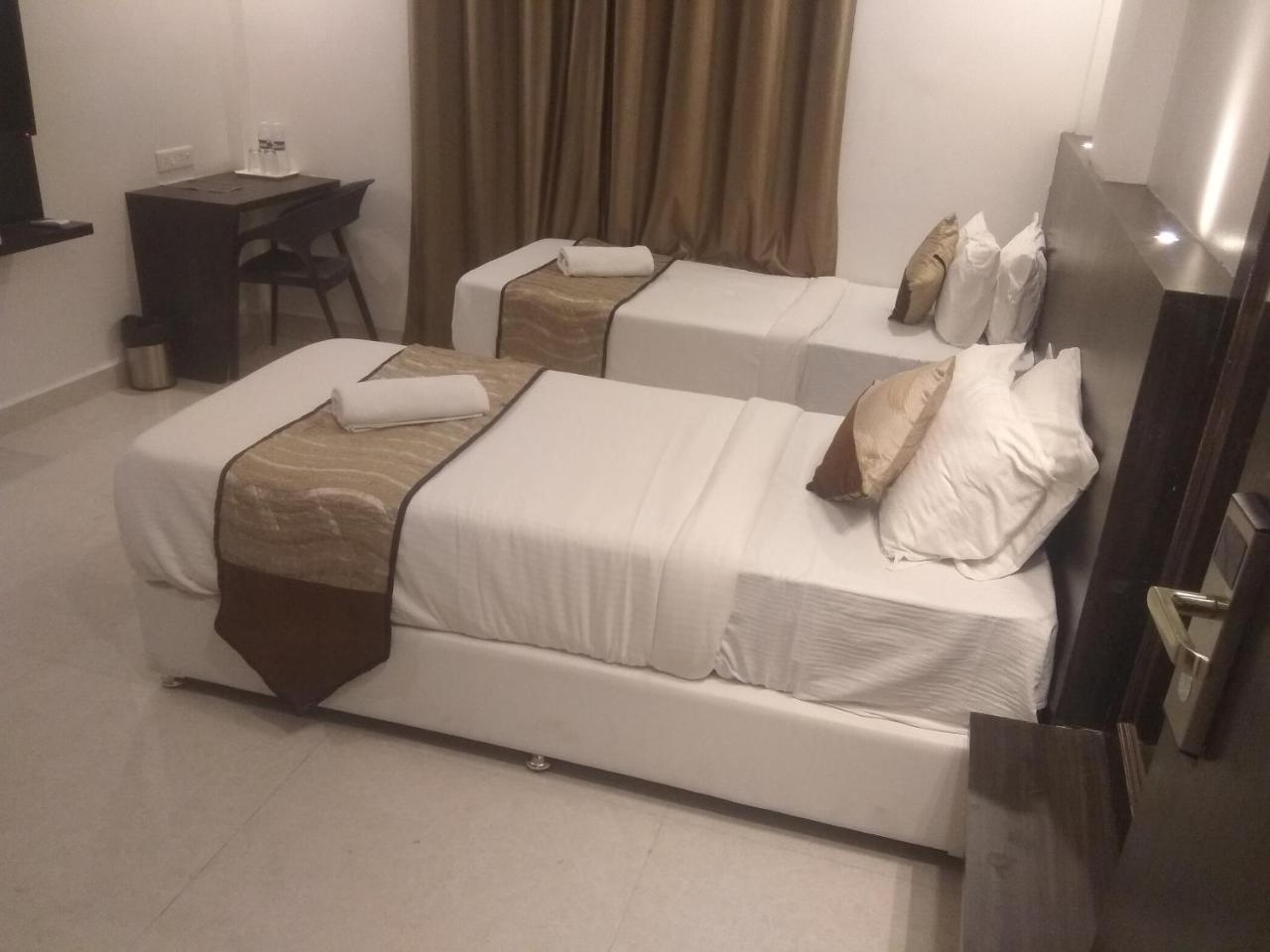 Hotel Jk 140 Coral Nagpur