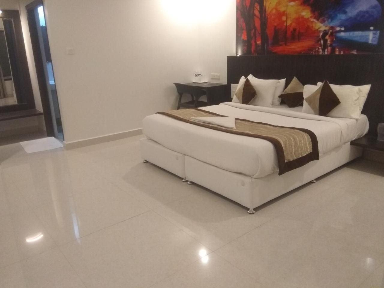 Jk 140 Coral Hotel
