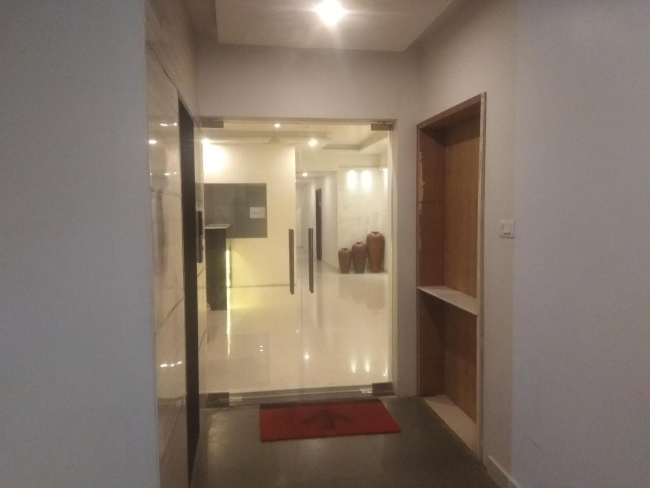 Jk 140 Coral Hotel Nagpur