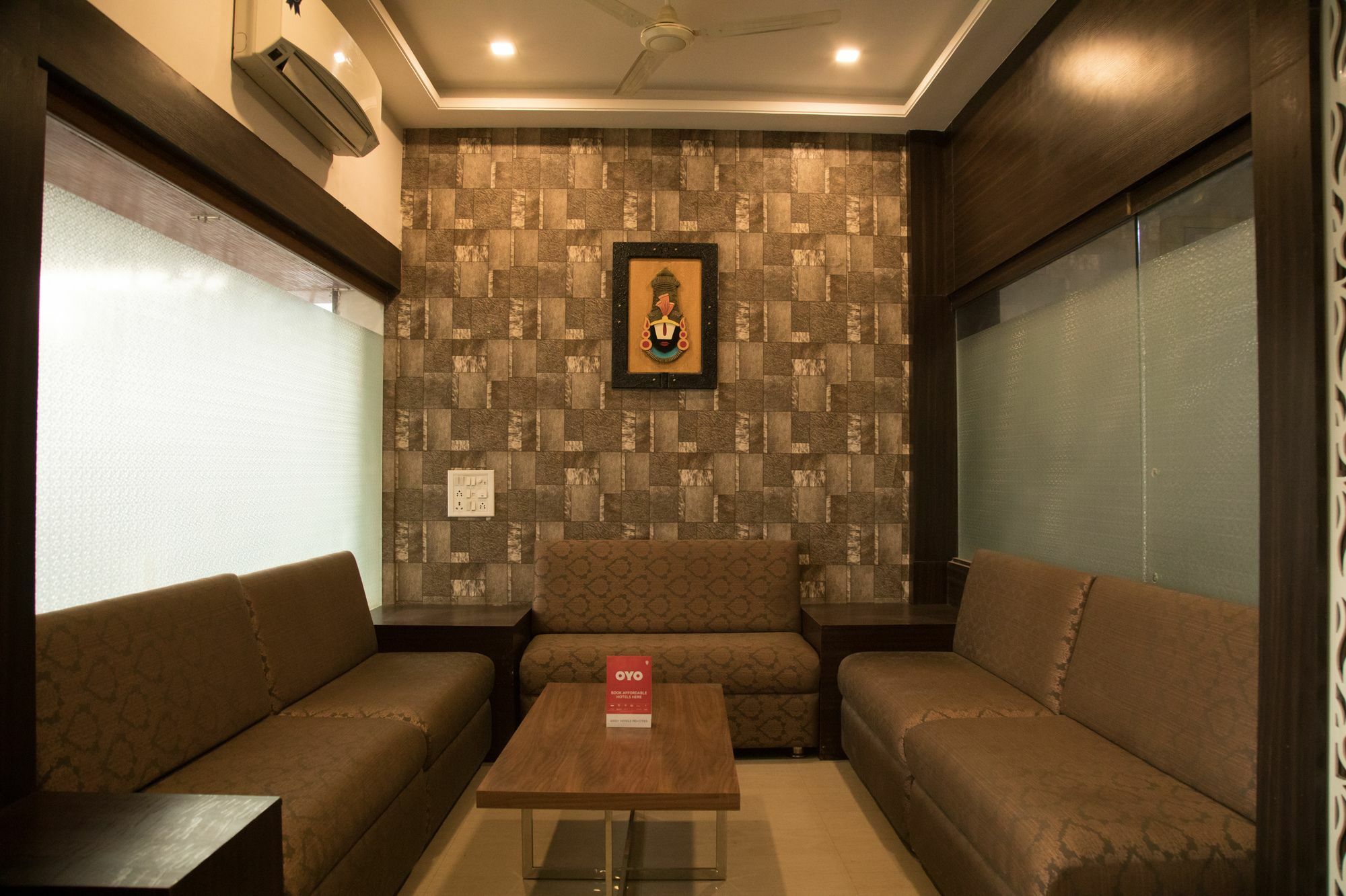 Hotel Oyo 10023 Satya 3*