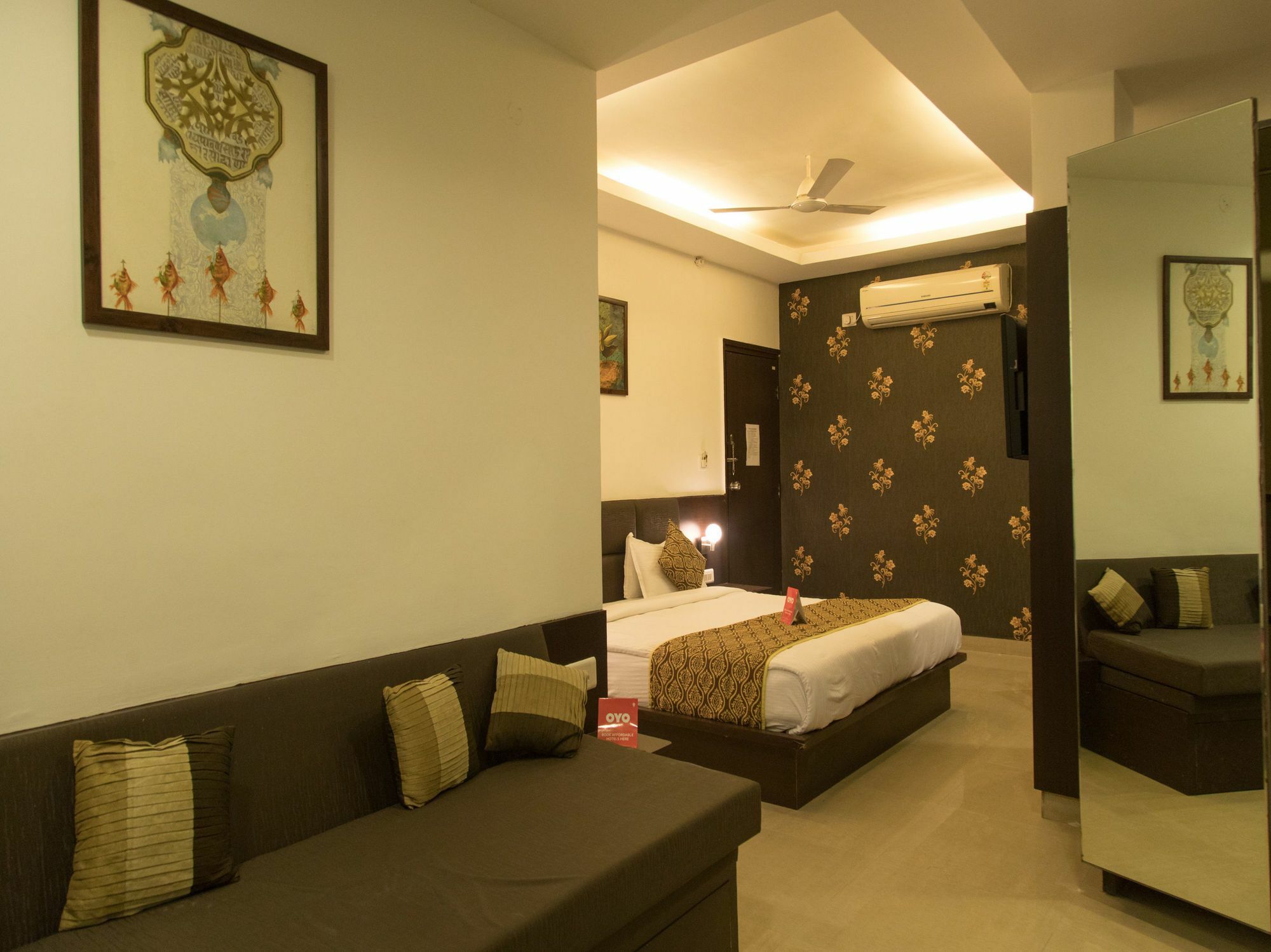 Oyo Townhouse 344 Gitanjali Chowk Hotel