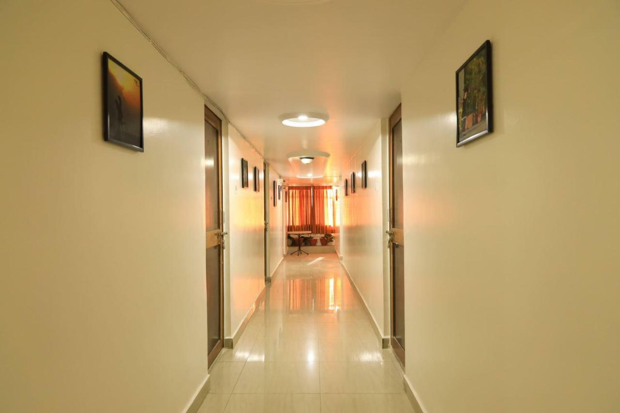 Spot On 39820 Shree Vaibhav Saver Hotel