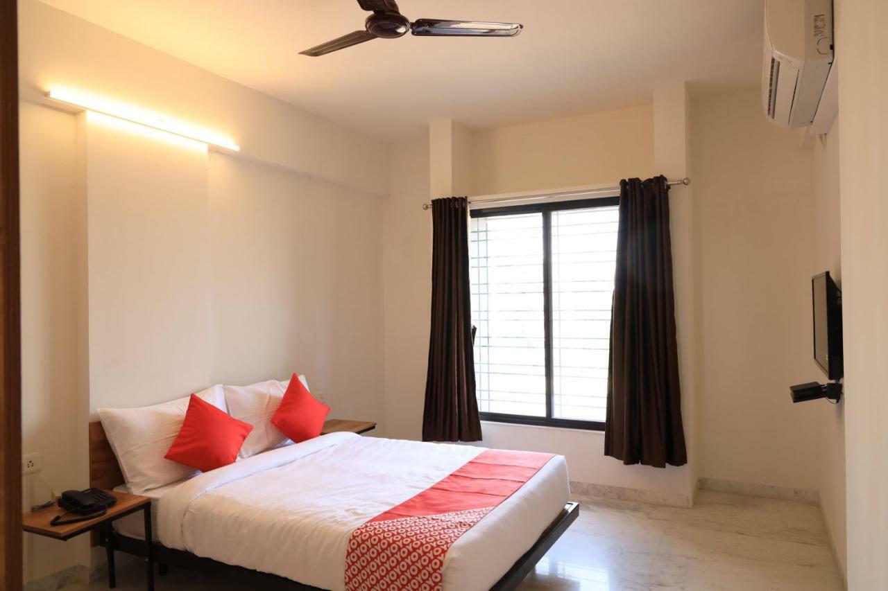 Oyo Flagship 35716 Classic Hotel 3*