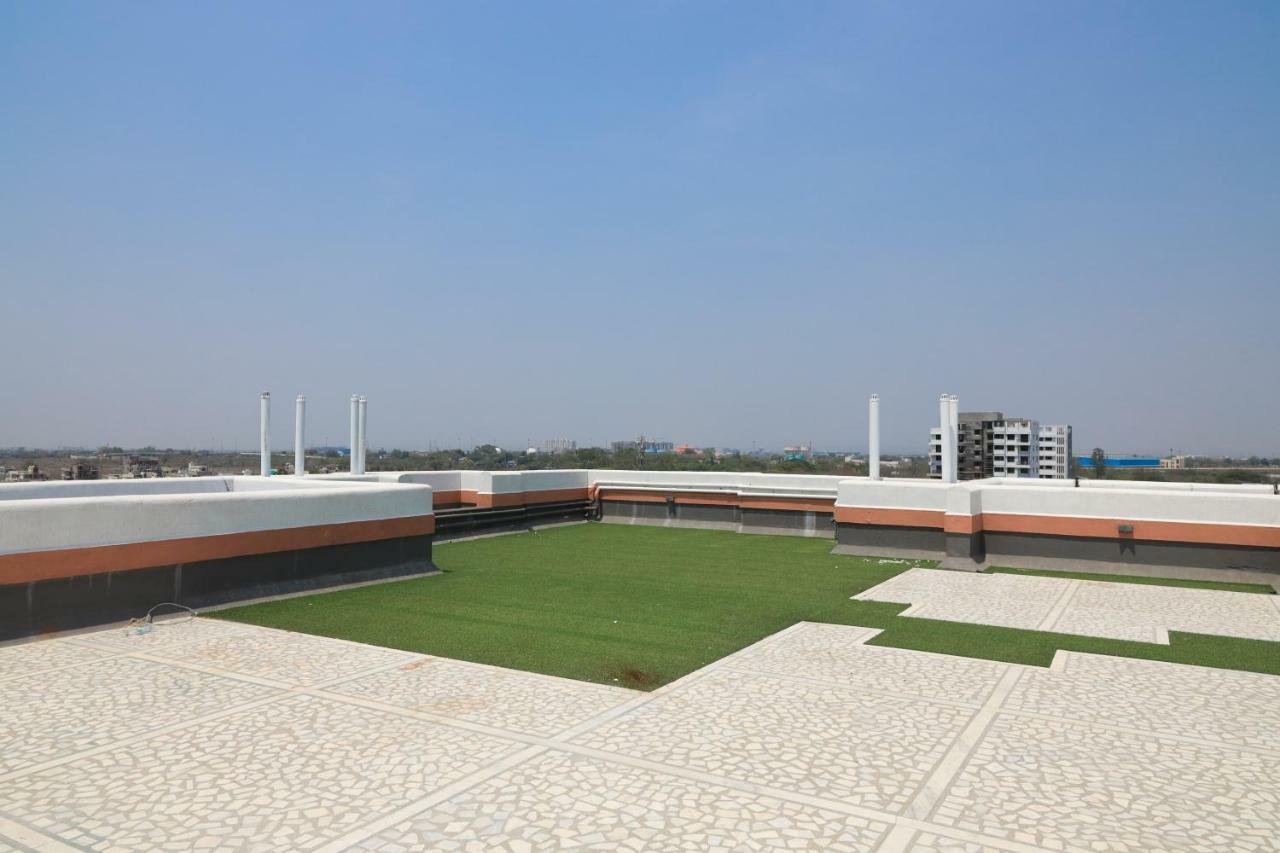 Hotel Oyo Flagship 35716 Classic 3*