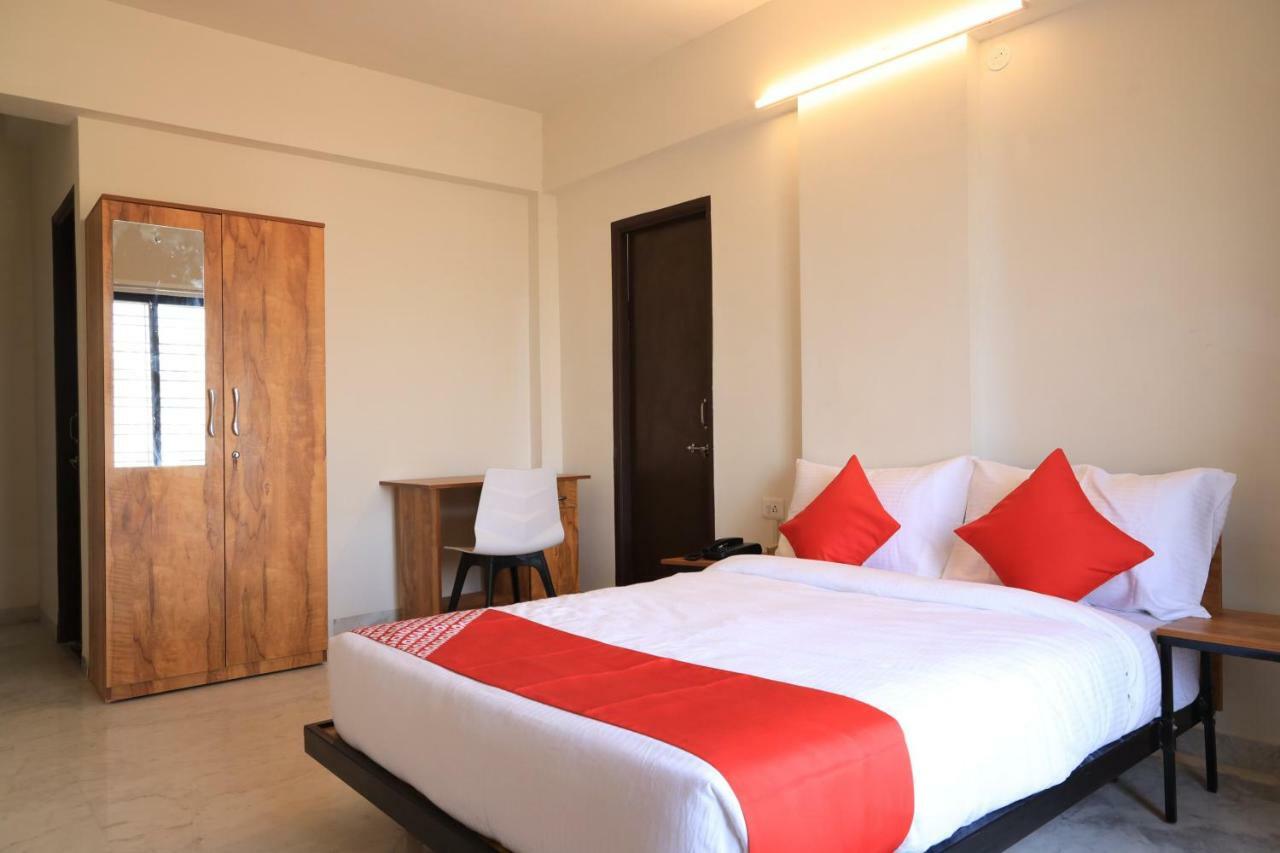Oyo Flagship 35716 Classic Hotel 3*