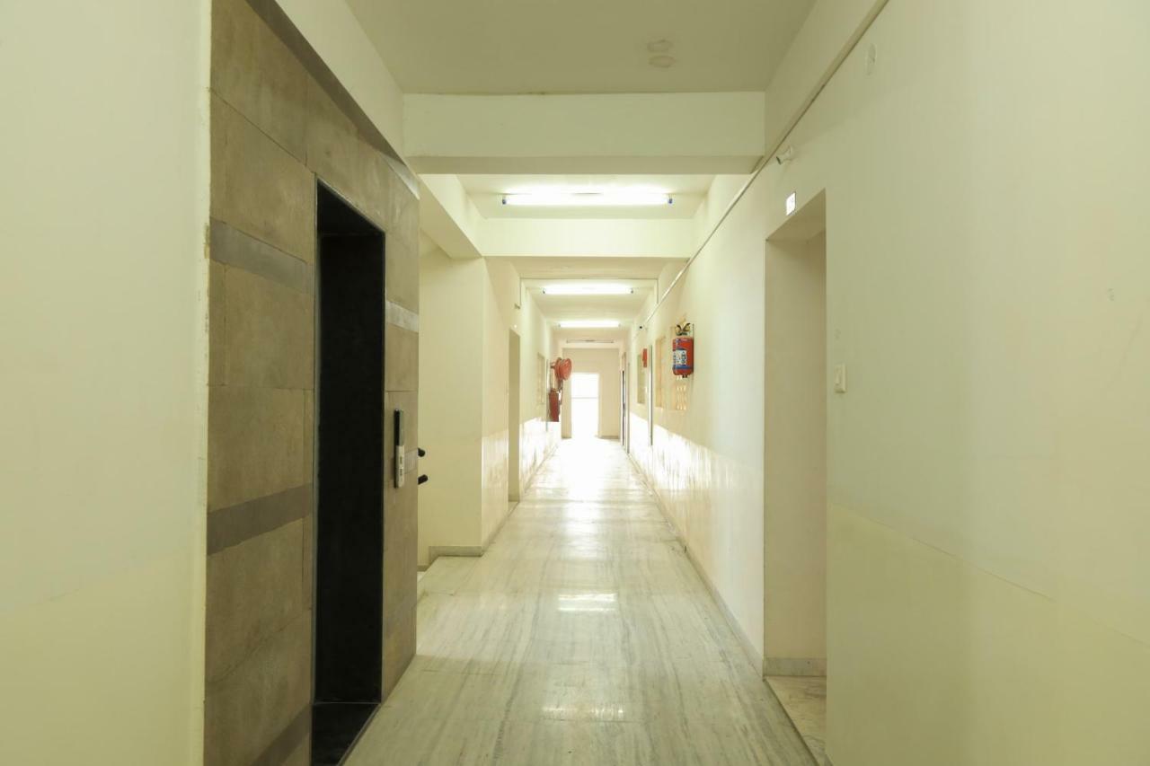 Hotel Oyo Flagship 35716 Classic