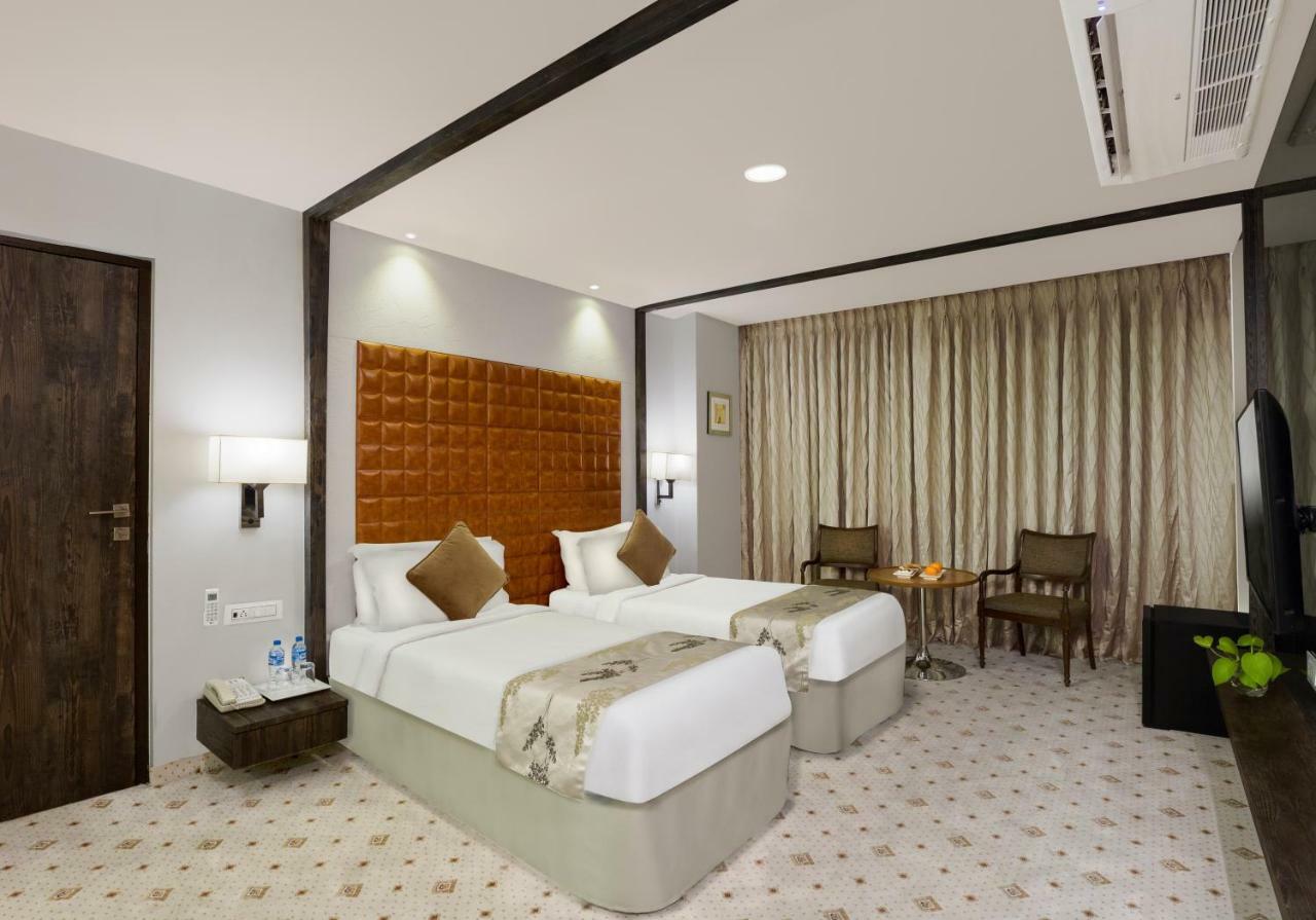 Regenta & Convention Centre Hotel 4*