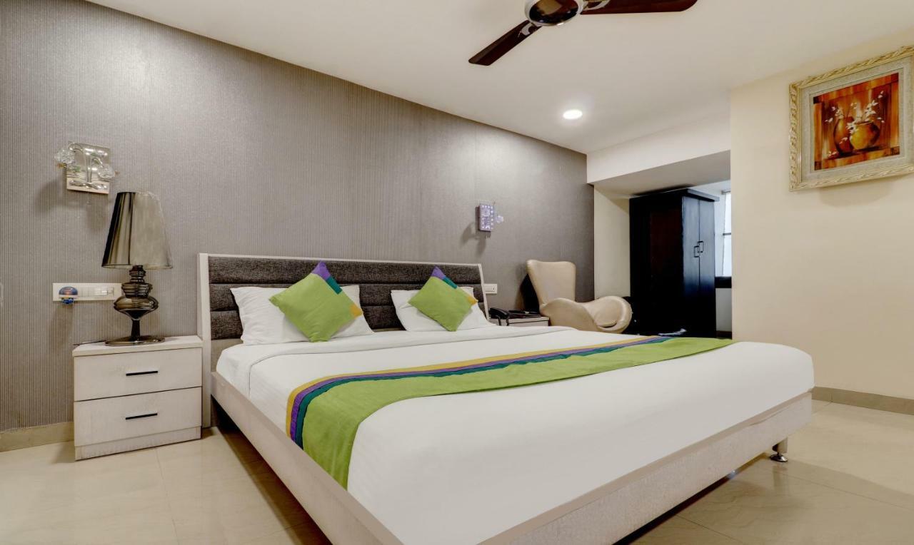 Hotel Treebo Trend Orient Grand 3*